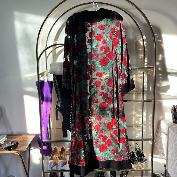 Sheer Rose Robe - Picture 5 of 5